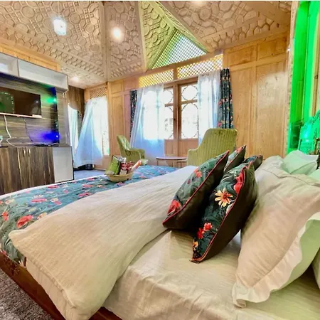 Floating Luxury Group Of Houseboats Srinagar (Jammu and Kashmir) Exterior photo