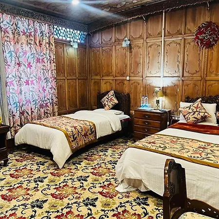 Floating Luxury Group Of Houseboats Srinagar (Jammu and Kashmir) Exterior photo